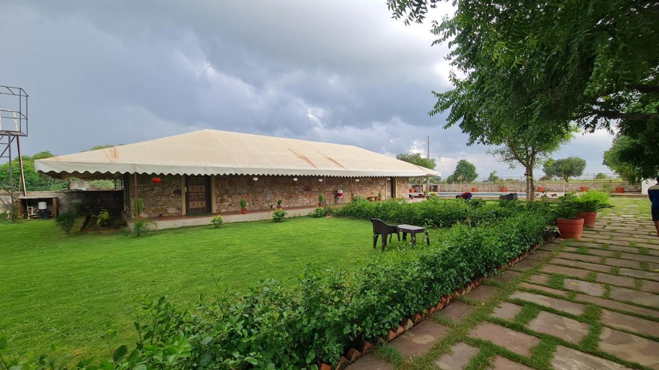 The Rustic Villa, A Stay With Luxuries Amenities And Exotic Nature Jaipur Bagian luar foto