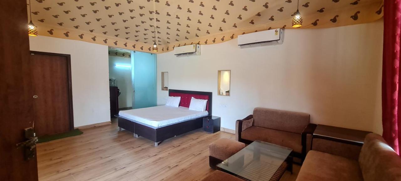 The Rustic Villa, A Stay With Luxuries Amenities And Exotic Nature Jaipur Bagian luar foto