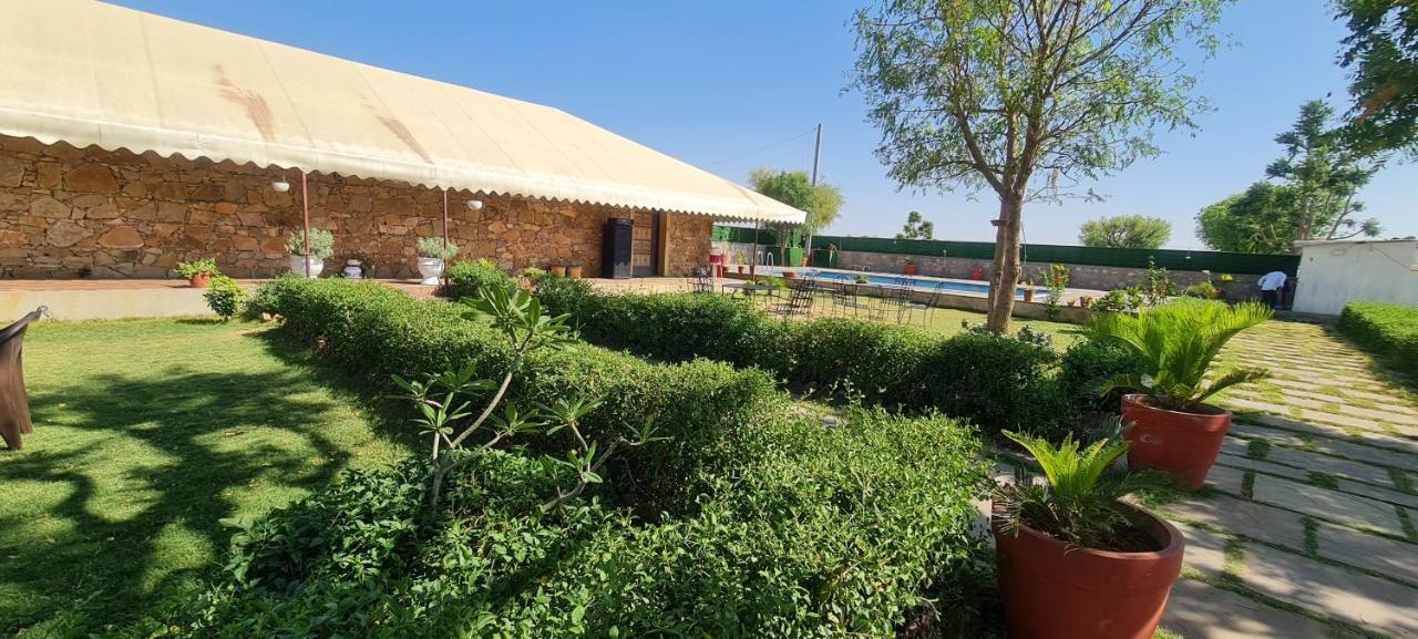 The Rustic Villa, A Stay With Luxuries Amenities And Exotic Nature Jaipur Bagian luar foto