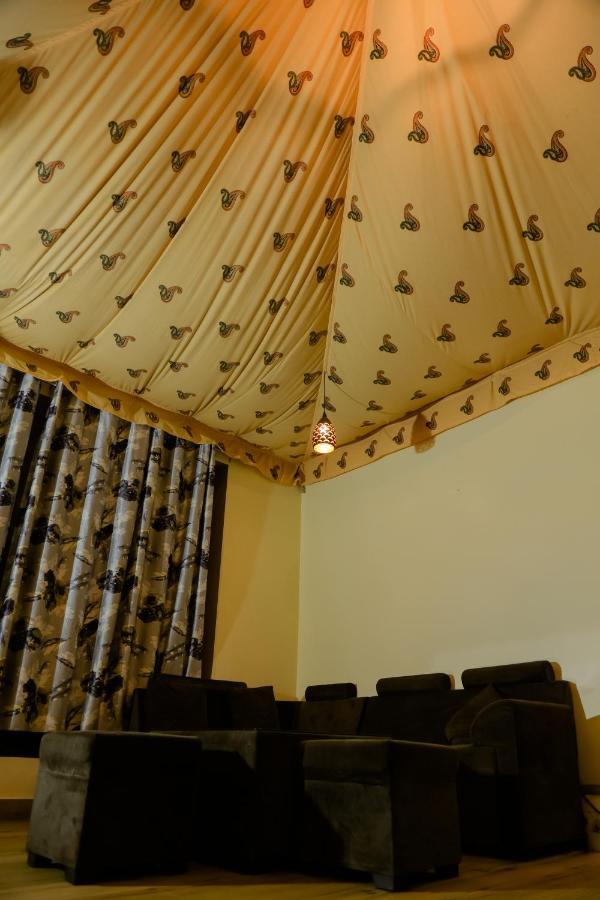 The Rustic Villa, A Stay With Luxuries Amenities And Exotic Nature Jaipur Bagian luar foto