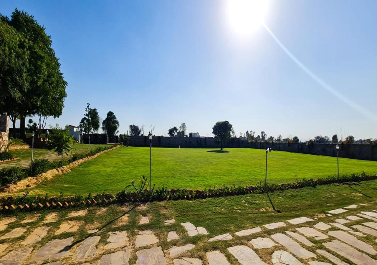 The Rustic Villa, A Stay With Luxuries Amenities And Exotic Nature Jaipur Bagian luar foto